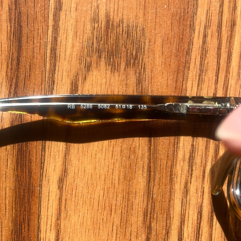 Ray-Ban Ophthalmic Frame🤎 - Picture 4 of 9